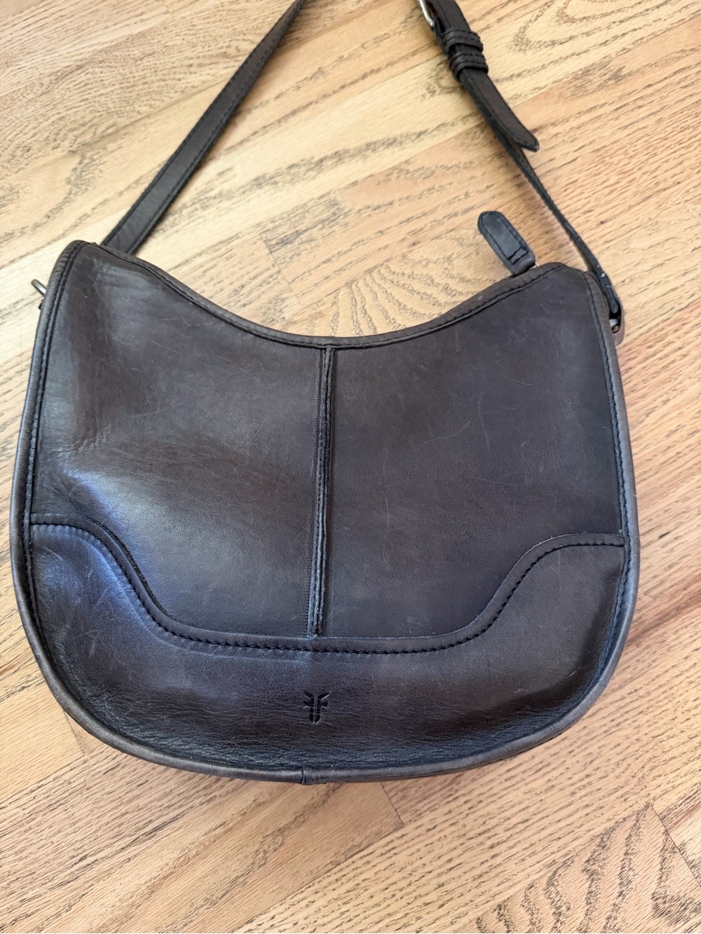 Frye Cara Leather Crossbody Bag in Smoke